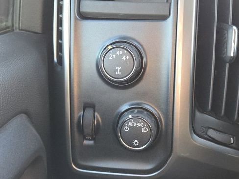 Used 2015 Chevrolet Silverado 2500 LT image 9