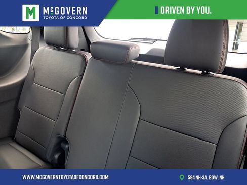 Used 2024 Chevrolet Traverse RS AWD/4WD image 24