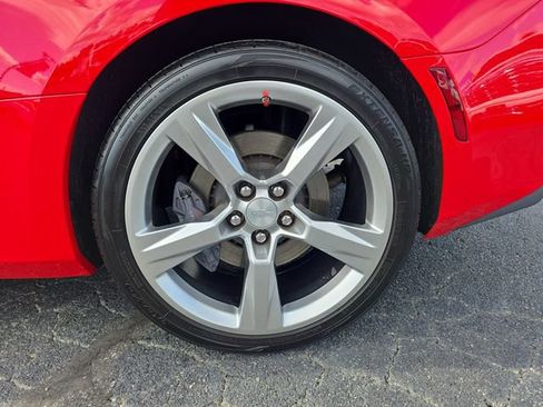 Used 2018 Chevrolet Camaro SS RWD image 34