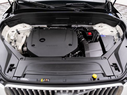 Used 2023 Volvo XC90 B6 Ultimate w/ Protection Package Premier image 30