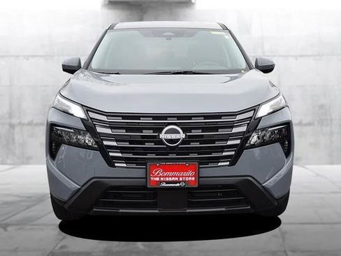 New 2026 Nissan Rogue SV image 4