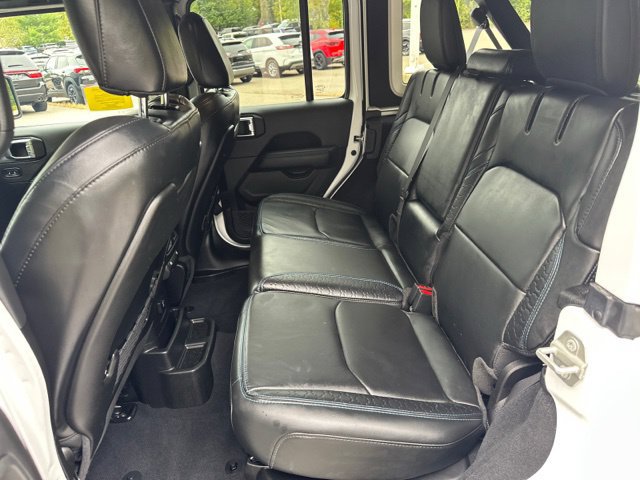 Used 2024 Jeep Wrangler High Altitude AWD/4WD image 18