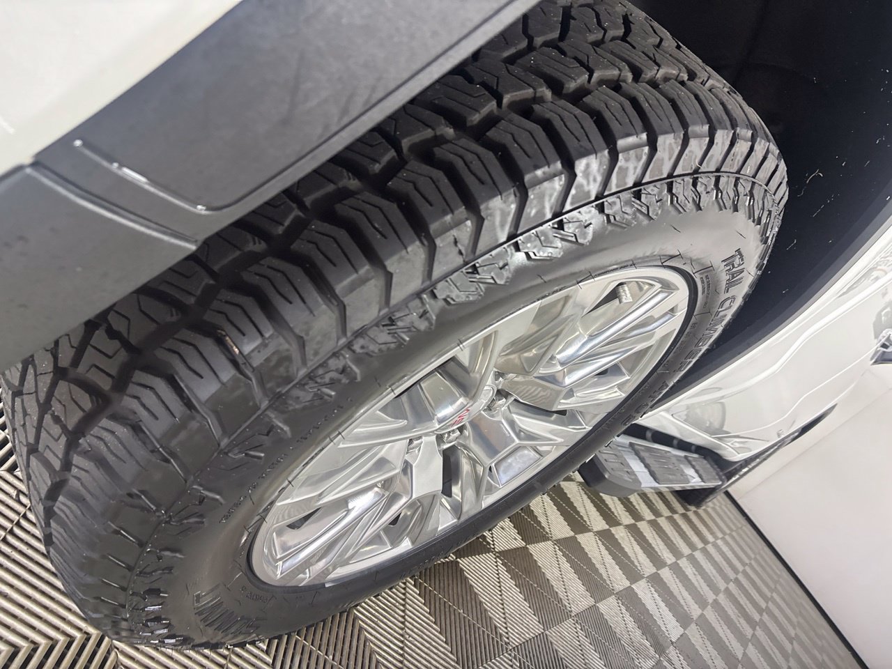 Used 2021 GMC Sierra 1500 Denali AWD/4WD image 38