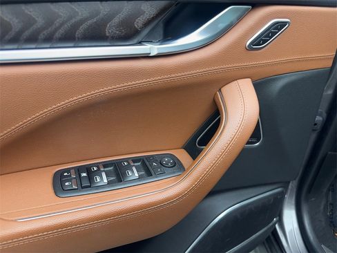 Used 2022 Maserati Levante Modena image 32