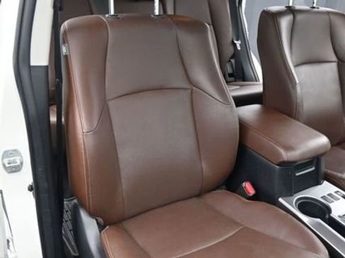 Used 2023 Toyota 4Runner Limited AWD/4WD image 19
