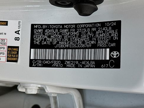 Used 2025 Toyota Corolla LE w/ Carpet Mat Package (TMS) FWD image 12