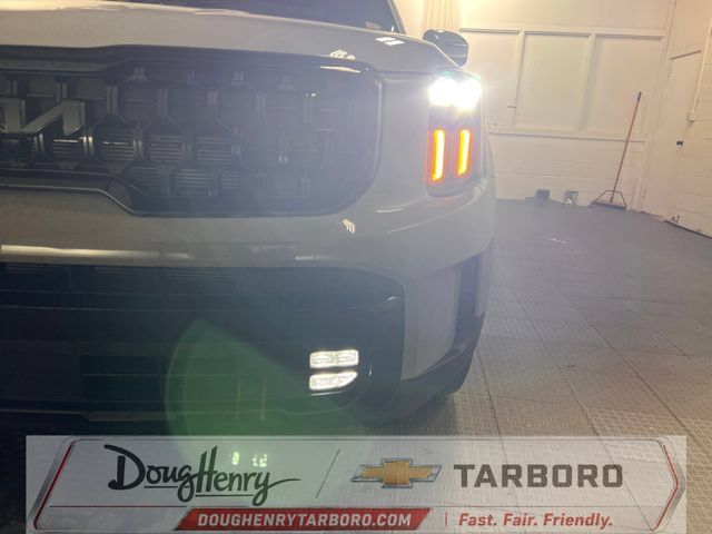 Used 2025 Kia Telluride SX X-Line AWD/4WD image 12