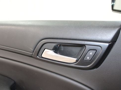 Used 2017 Chevrolet Tahoe LT image 22