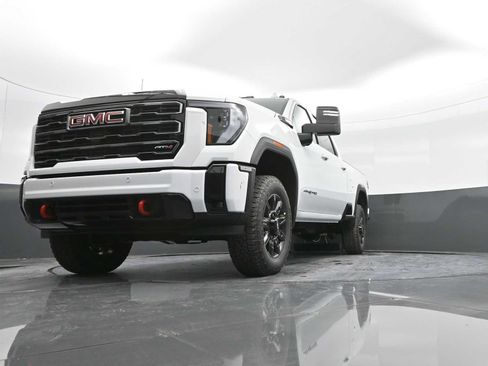 New 2026 GMC Sierra 2500 AT4 w/ AT4 Premium Plus Package image 34