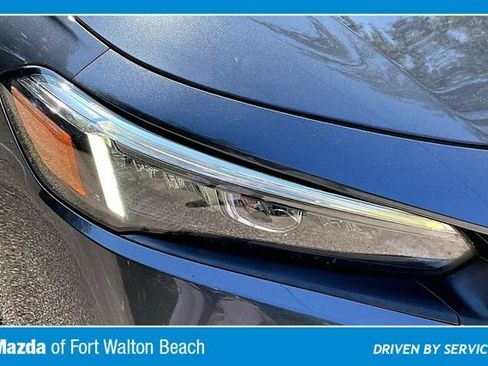 Used 2023 Honda Civic LX image 32