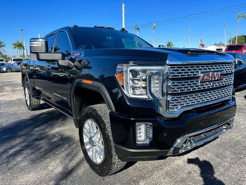 Used 2021 GMC Sierra 2500 Denali w/ Denali Ultimate Package image 2