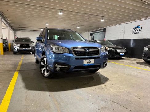 Used 2017 Subaru Forester 2.5i Limited AWD/4WD image 6