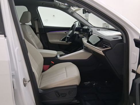 Certified 2025 Audi Q5 Premium Plus w/ Premium Plus image 33