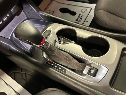 Used 2025 Chevrolet Malibu RS FWD image 19