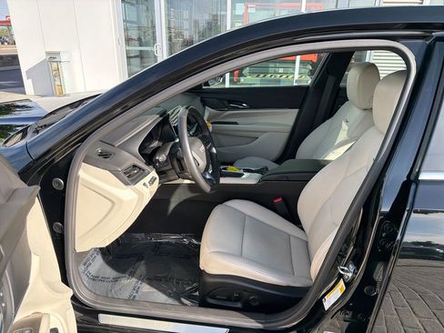 Used 2023 Cadillac CT4 Premium Luxury w/ Technology Package image 9