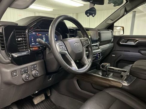 Certified 2024 Chevrolet Silverado 1500 LT Trail Boss w/ Convenience Package II image 10