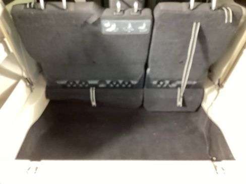 Used 2017 Chrysler Pacifica Touring FWD image 13