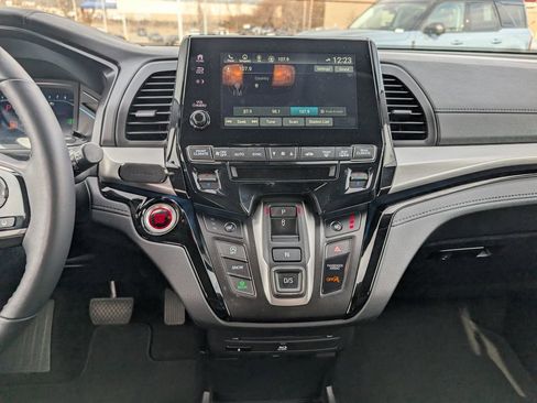 Used 2024 Honda Odyssey Touring image 22