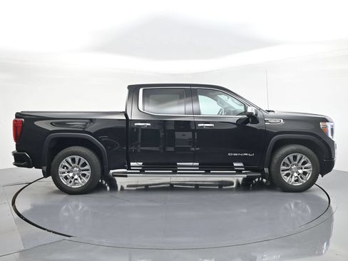 Used 2021 GMC Sierra 1500 Denali w/ Driver Alert Package II AWD/4WD image 6