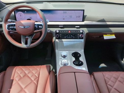 Used 2025 Genesis GV80 3.5T Prestige AWD/4WD image 13