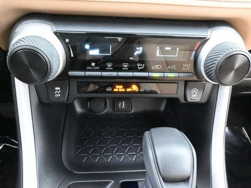 Used 2025 Toyota RAV4 LE FWD image 25