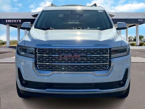 Used 2023 GMC Acadia Denali w/ Denali Ultimate Package image 8