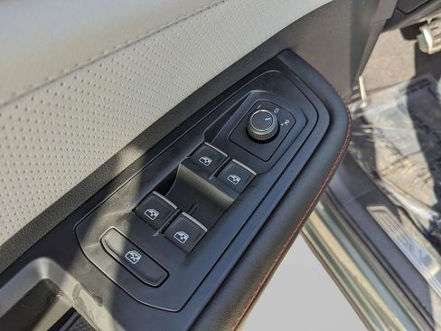 New 2026 Volkswagen Atlas Peak Edition AWD/4WD image 17