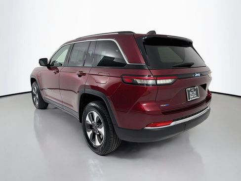 Used 2023 Jeep Grand Cherokee 4WD 4xe image 5