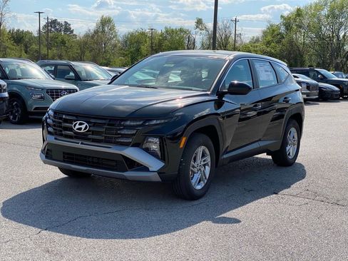 Used 2026 Hyundai Tucson SE AWD/4WD image 3