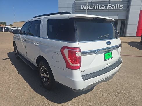 Used 2020 Ford Expedition XLT RWD image 3