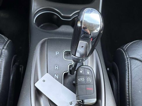 Used 2020 Dodge Journey Crossroad image 20