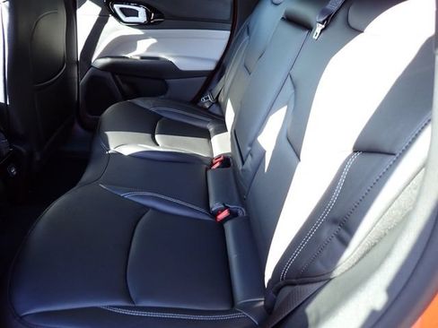 New 2026 Jeep Compass Limited AWD/4WD image 13