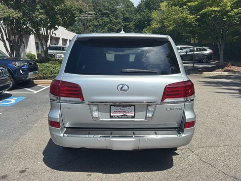 Used 2014 Lexus LX 570 4WD image 6