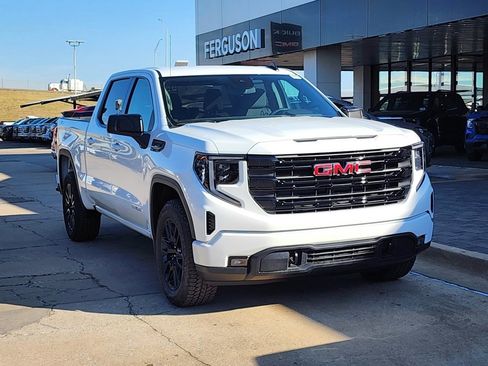 New 2026 GMC Sierra 1500 Elevation image 2