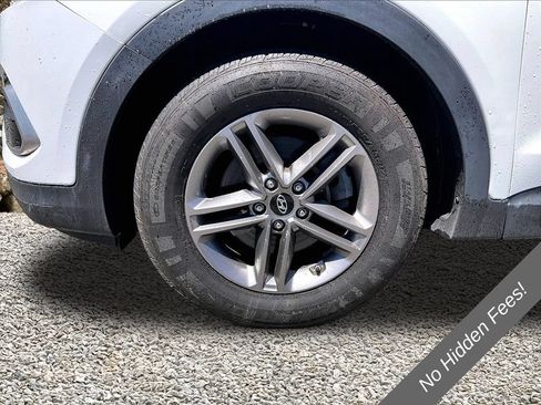 Used 2017 Hyundai Santa Fe Sport FWD image 9