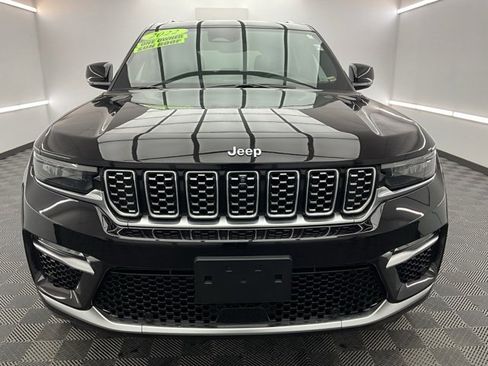 Used 2022 Jeep Grand Cherokee Summit w/ Luxury Tech Group V image 2