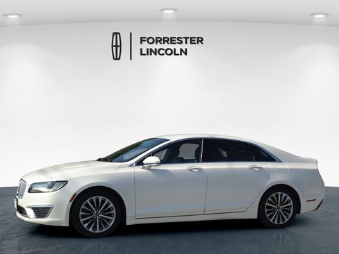 Used 2017 Lincoln MKZ Premiere FWD image 6