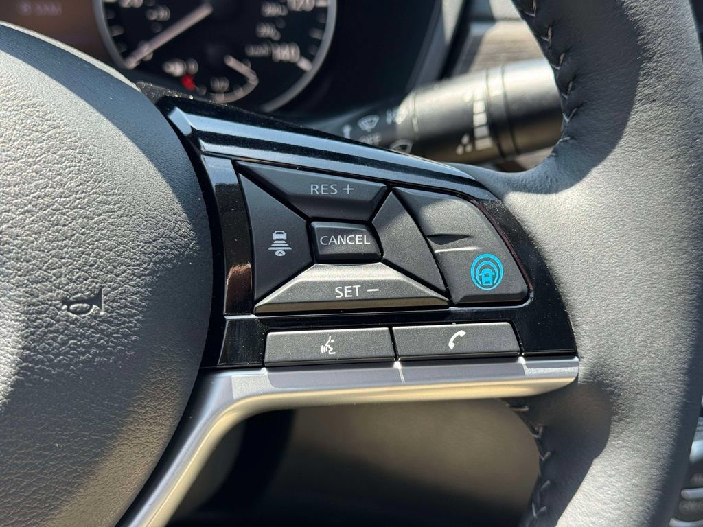 Certified 2025 Nissan Altima 2.5 SL FWD image 22
