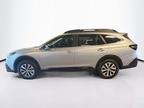 Used 2020 Subaru Outback image 4