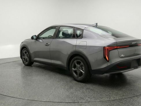 Used 2025 Kia K4 FWD image 6