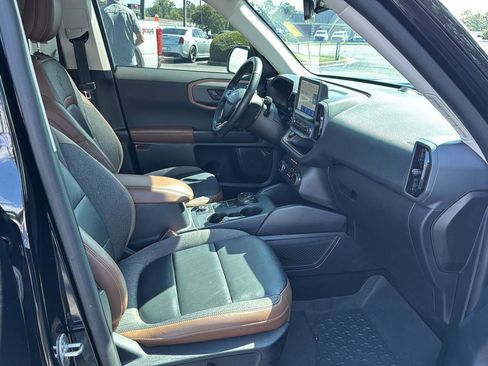 Used 2023 Ford Bronco Sport Outer Banks w/ Tech Package image 18