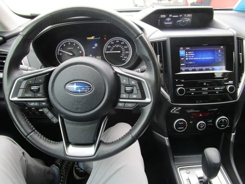 Used 2021 Subaru Forester Premium AWD/4WD image 23