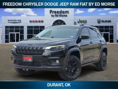 Used 2022 Jeep Cherokee Latitude AWD/4WD image 1