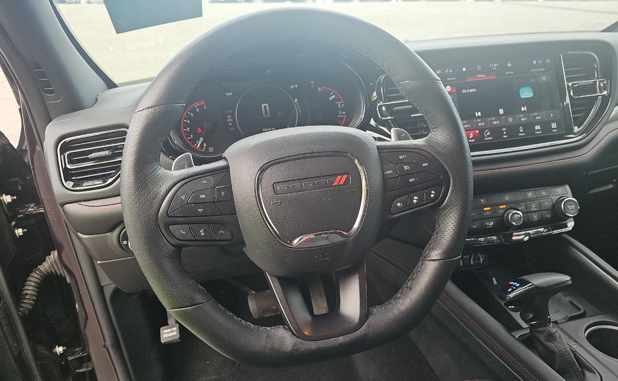 Used 2025 Dodge Durango R/T AWD/4WD image 4
