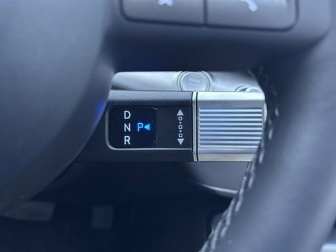 Used 2026 Hyundai Kona Limited image 26