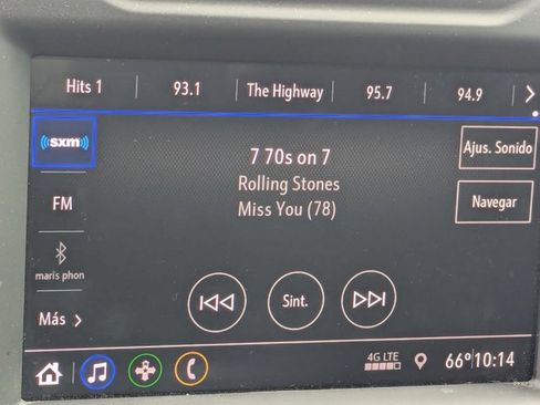 Used 2022 Chevrolet Silverado 1500 Custom image 10