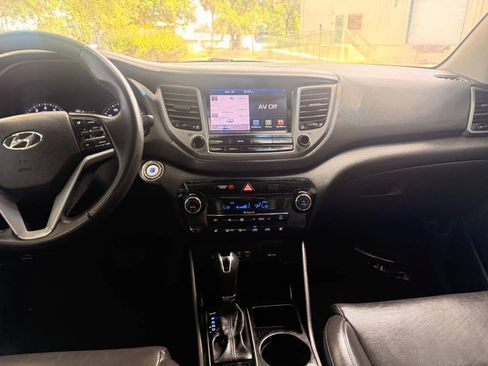 Used 2018 Hyundai Tucson SEL Plus w/ Cargo Package FWD image 14