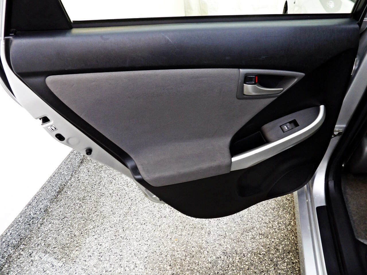 Used 2015 Toyota Prius Two FWD image 9