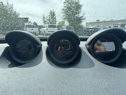 Used 2025 Nissan Z Performance w/ Floor Mat Package RWD image 28