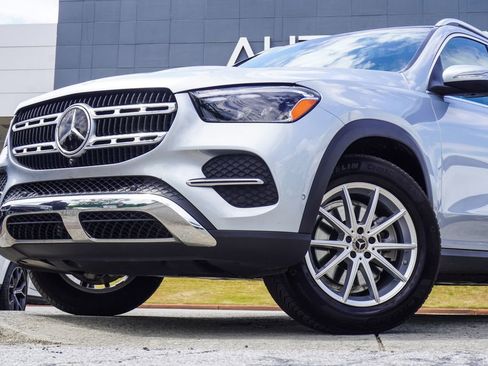 Used 2025 Mercedes-Benz GLE 350 4MATIC image 2